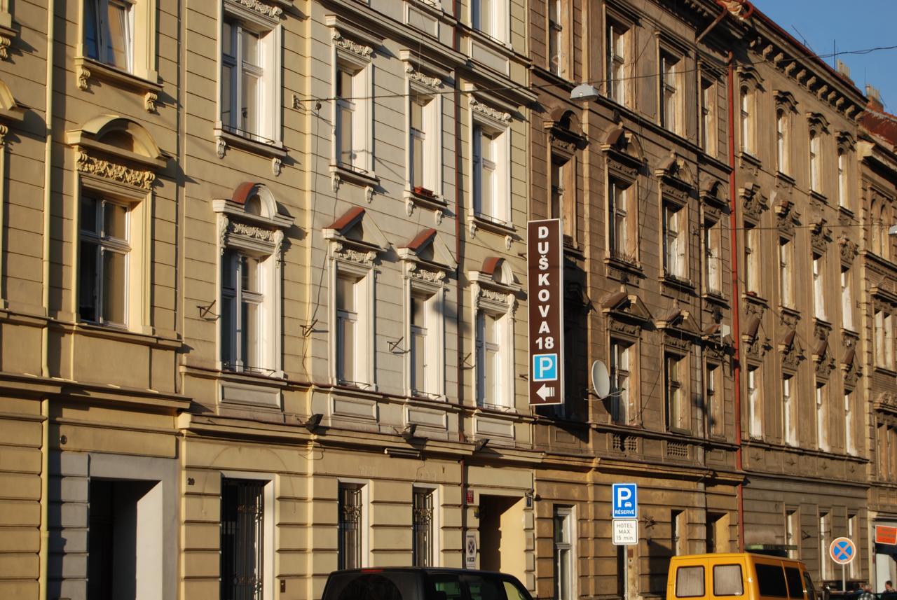 Duskova Apartments Прага Екстериор снимка