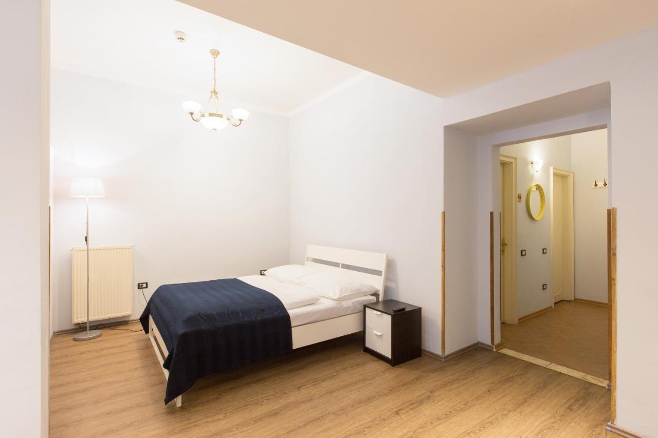 Duskova Apartments Прага Екстериор снимка