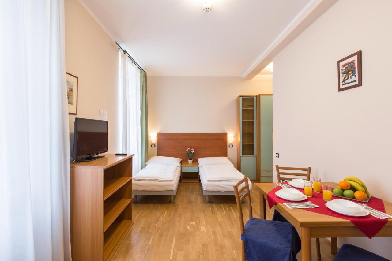 Duskova Apartments Прага Екстериор снимка