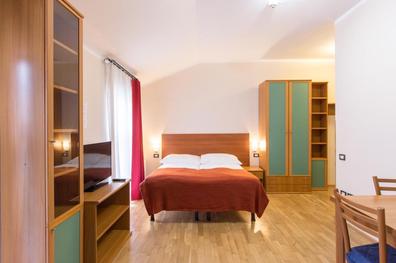 Duskova Apartments Прага Екстериор снимка
