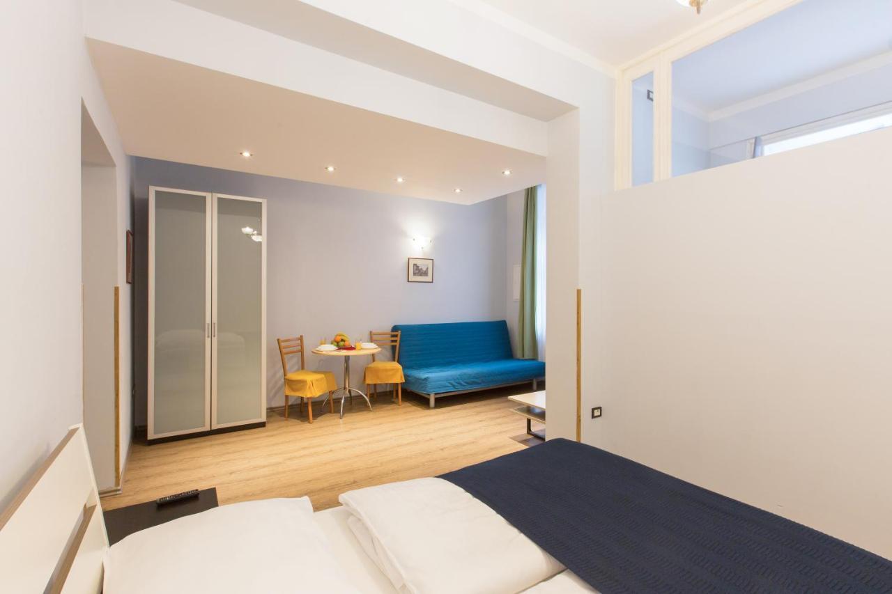 Duskova Apartments Прага Екстериор снимка