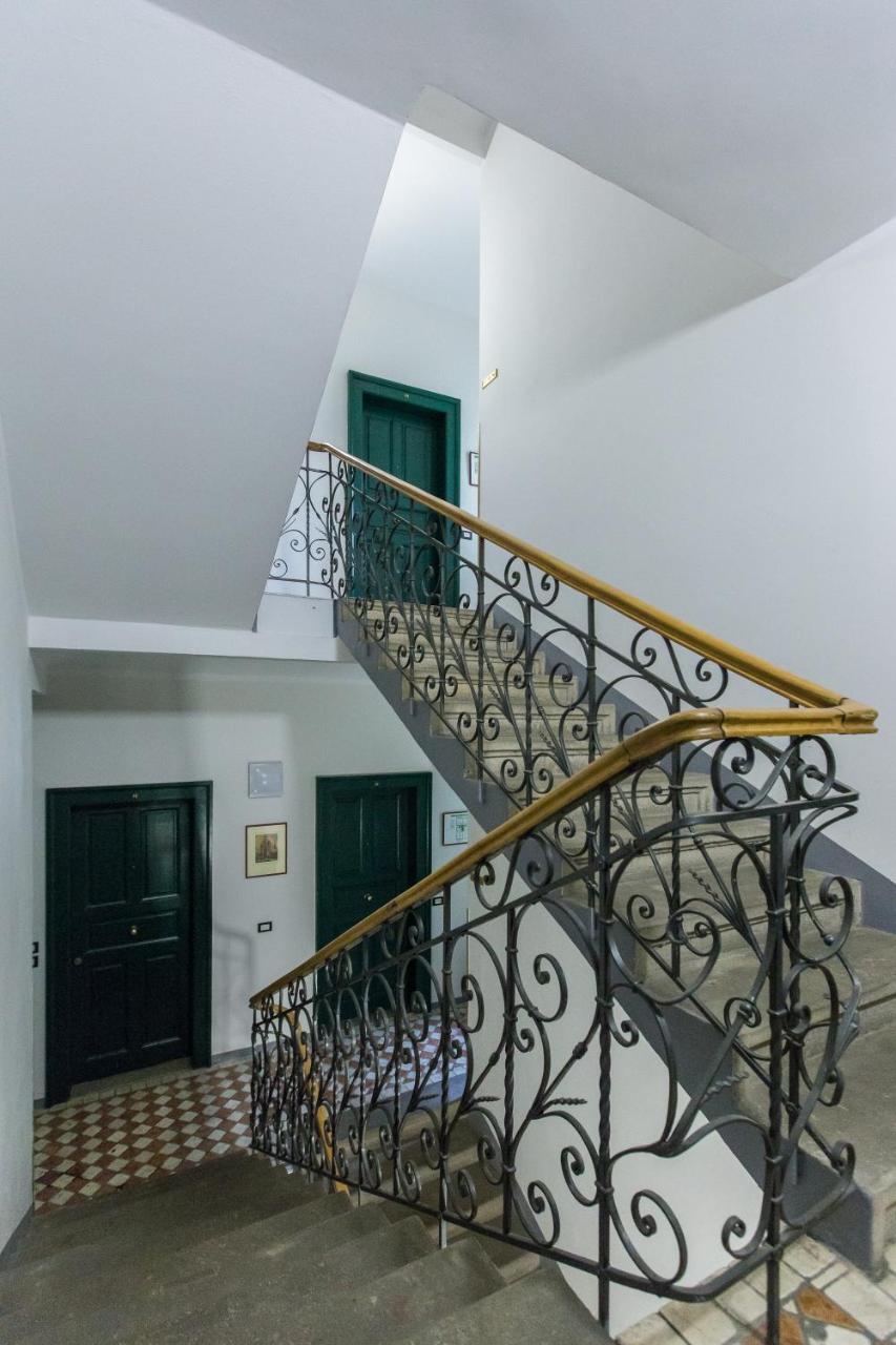 Duskova Apartments Прага Екстериор снимка